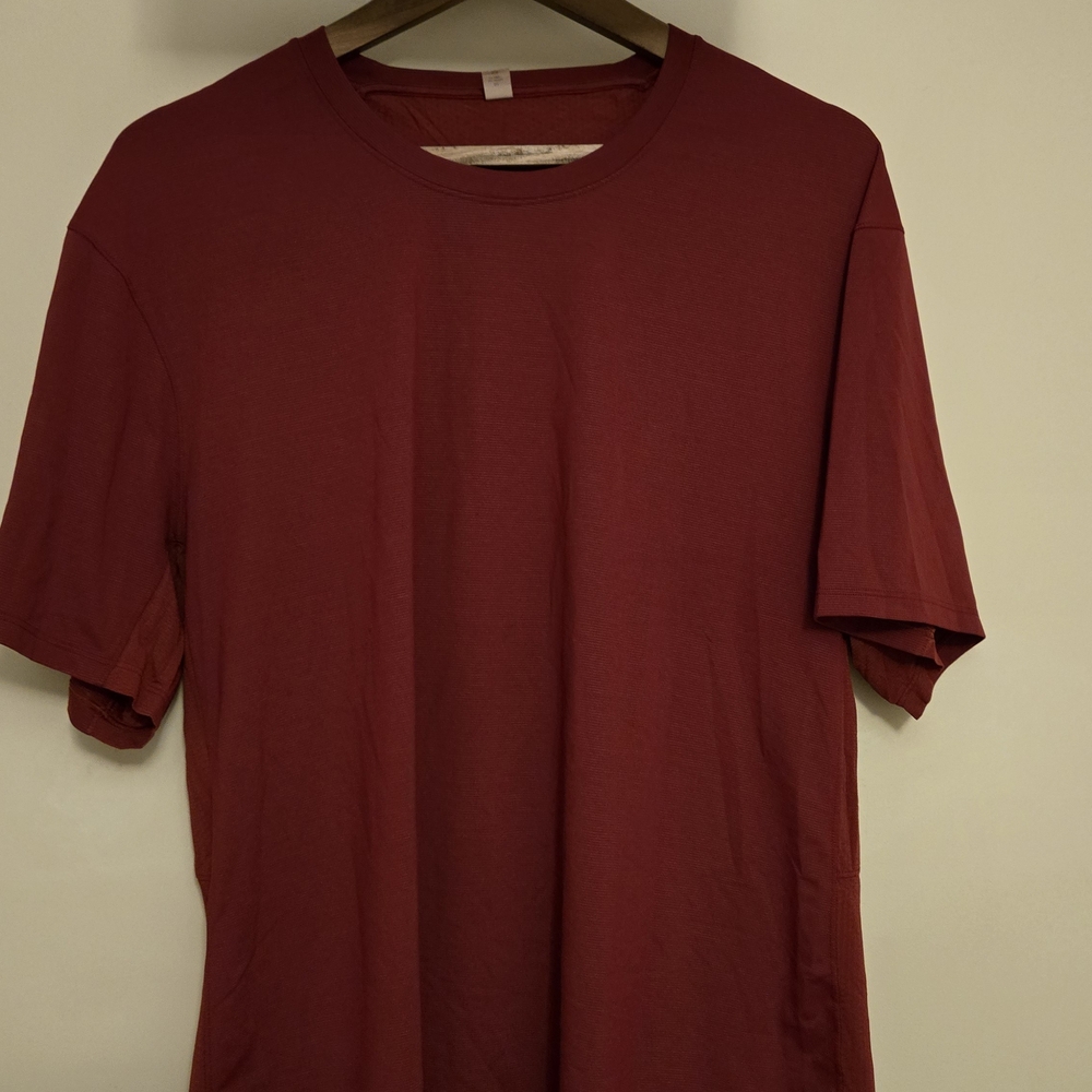 Lululemon Metak Vent Short Sleeve Shirt